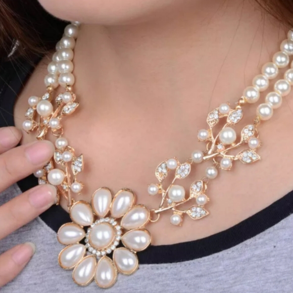 Multistrand  Pearl Statement Necklace - Picture 3 of 5